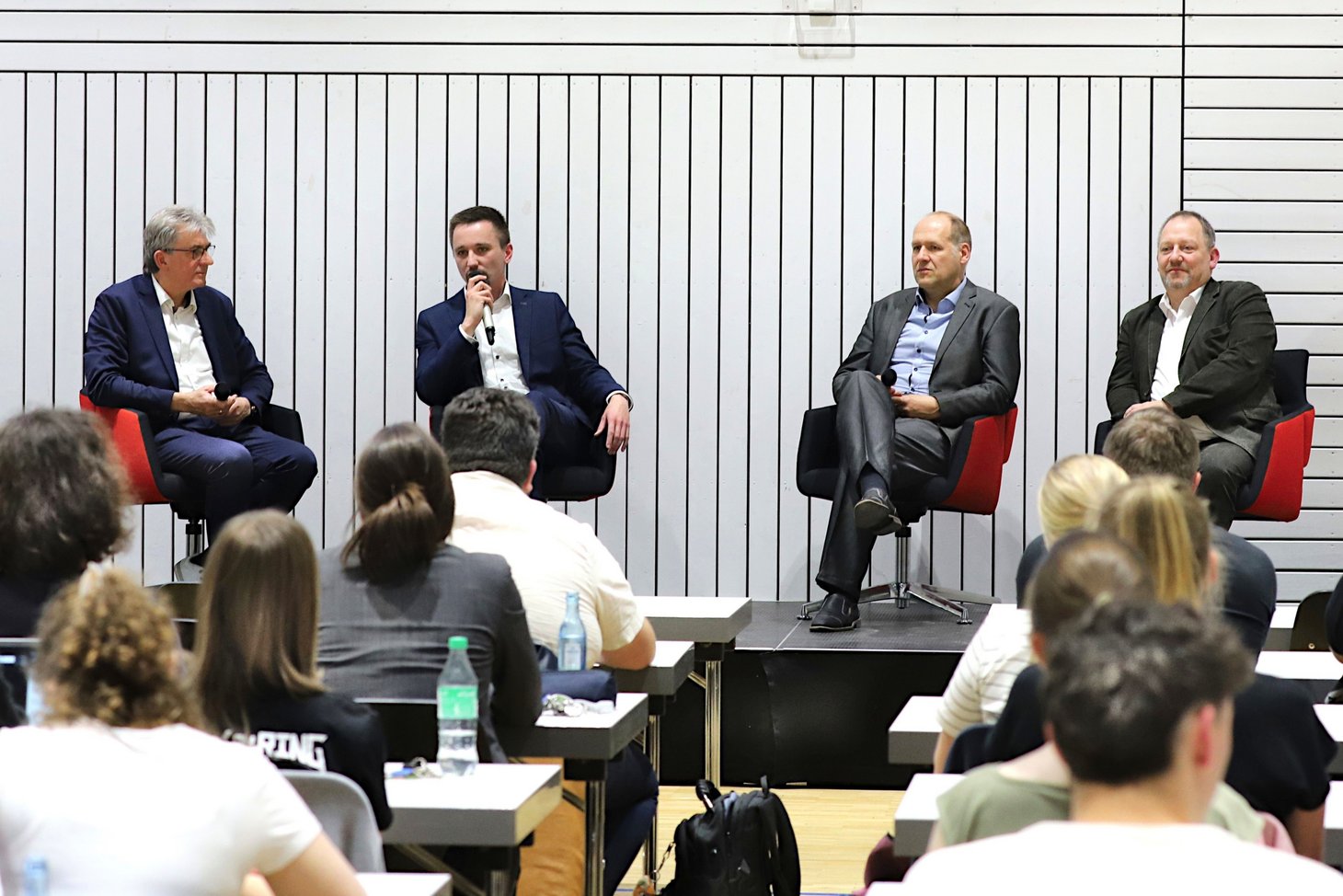 Herr Gordalla im Podiumsgespräch