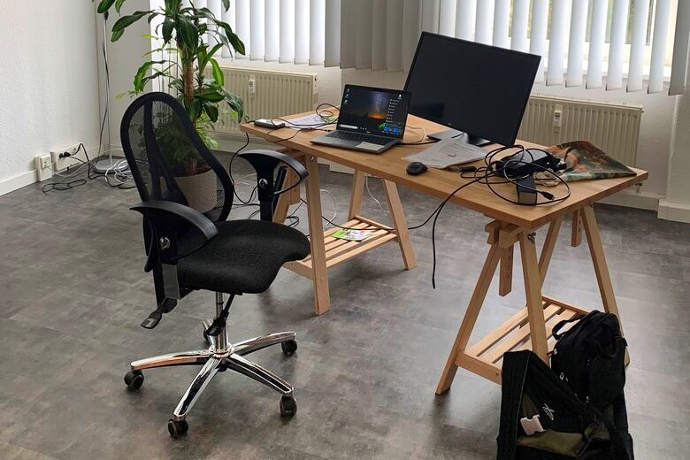 Darstellung eines Tele-Arbeitsplatzes